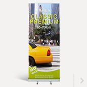Retractable banner stand with print and bag